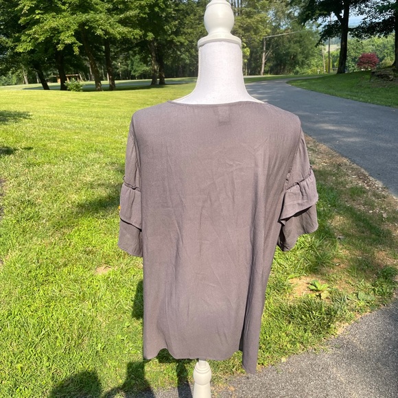 Torrid blouse - Picture 3 of 3